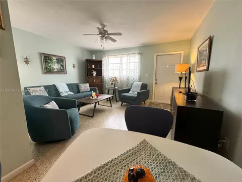 519 E 21st St, Hialeah, FL 33013 photo 2
