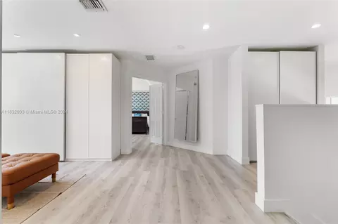 Undisclosed, Weston, FL 33332 photo 38