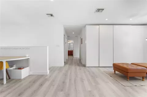 Undisclosed, Weston, FL 33332 photo 39