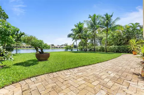 Undisclosed, Weston, FL 33332 photo 5