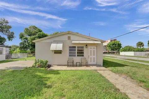 4340 SW 28th St, West Park, FL 33023