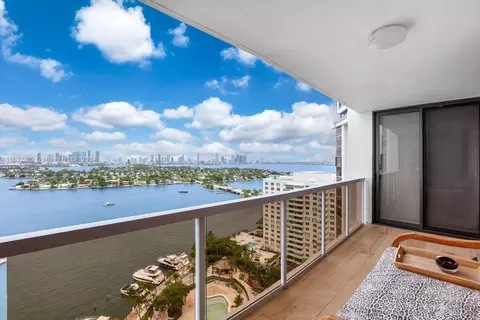 9 Island Ave #2105, Miami Beach, FL 33139