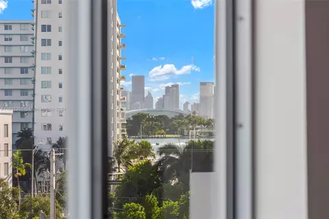 1025 Alton Rd #605, Miami Beach, FL 33139