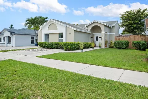 14311 SW 103rd Ter, Miami, FL 33186