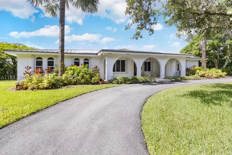 7520 SW 112th St, Pinecrest, FL 33156