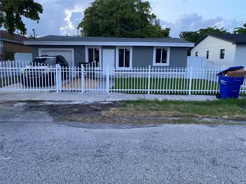 Undisclosed, Hollywood, FL 33021