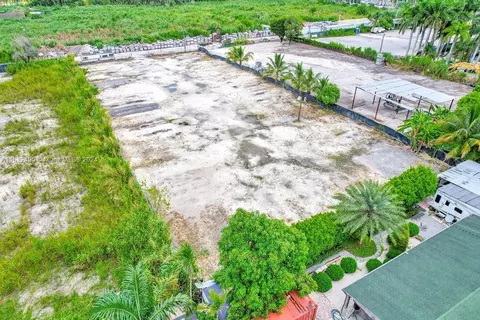 162 St, Hialeah, FL 33018 photo 32