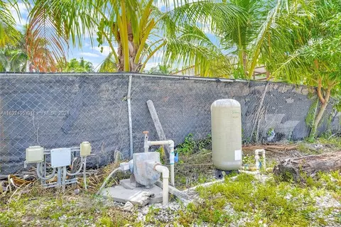 162 St, Hialeah, FL 33018 photo 40