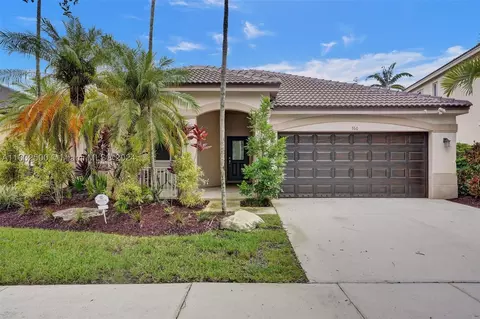 760 Tulip Cir, Weston, FL 33327