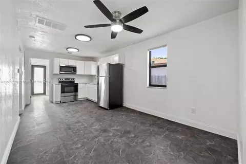 237 NW 7th Ave, Dania Beach, FL 33004 photo 15