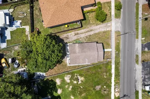 237 NW 7th Ave, Dania Beach, FL 33004 photo 27