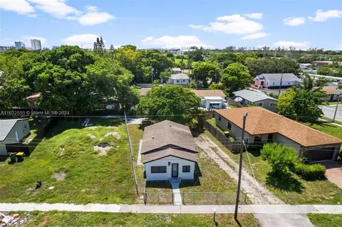 237 NW 7th Ave, Dania Beach, FL 33004 photo 25