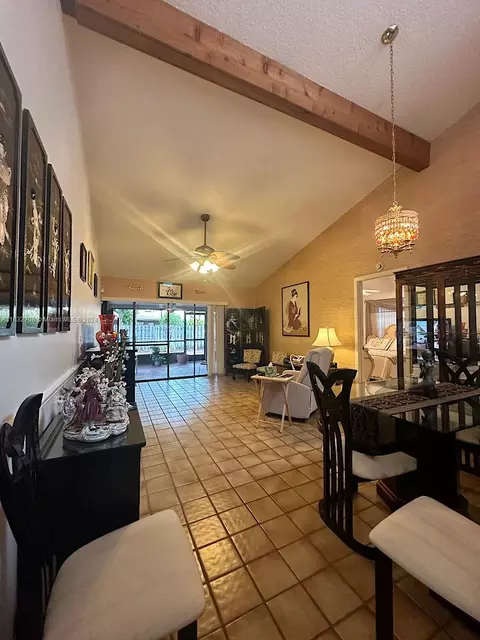 3341 Atlanta St, Hollywood, FL 33021