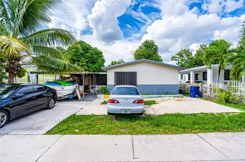 1575 NE 154th Ter, North Miami Beach, FL 33162