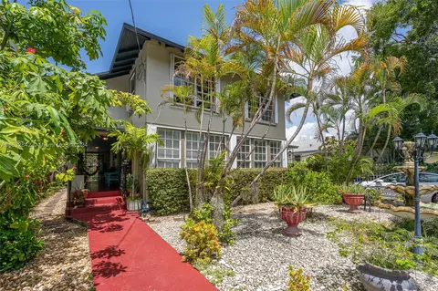 224 SW 6th Ave, Miami, FL 33130