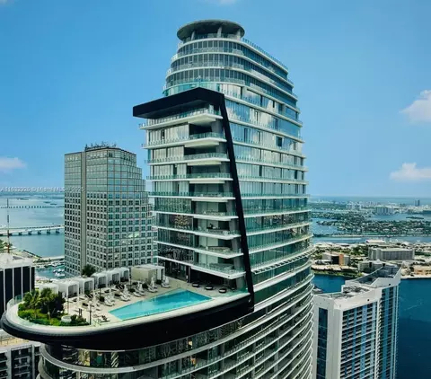 300 Biscayne Blvd Way #1902, Miami, FL 33131