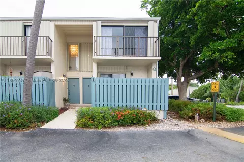 87200 Overseas Hwy #Q1, Islamorada, FL 33036
