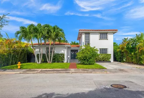 7520 Hispanola Ave, North Bay Village, FL 33141