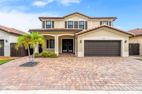 4180 NE 21st St, Homestead, FL 33033