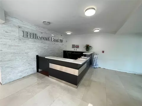 919 Hillcrest Dr #415, Hollywood, FL 33021