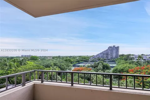 201 Crandon Blvd #506, Key Biscayne, FL 33149