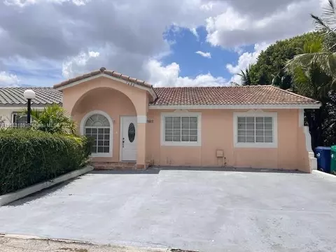 7688 NW 181st St #7688, Hialeah, FL 33015