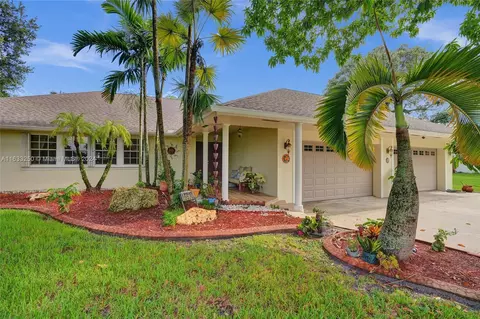 16630 SW 62nd St, Southwest Ranches, FL 33331