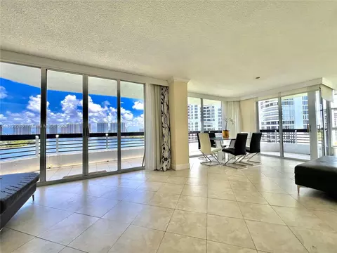 3600 Mystic Pointe Dr #1206, Aventura, FL 33180