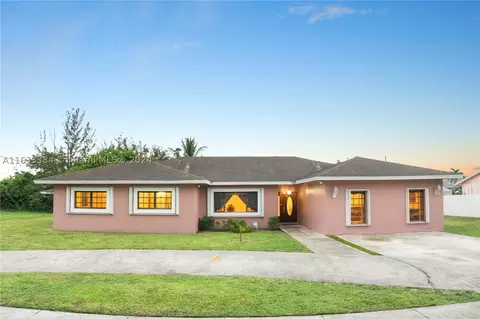 15675 NW 39th Pl, Miami Gardens, FL 33054