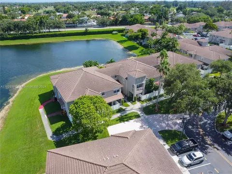 12484 SW 54th St, Miramar, FL 33027