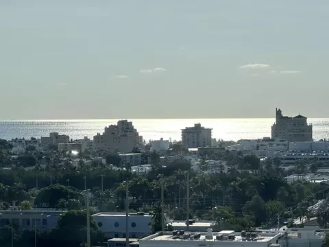 1000 W Miami #PH05, Beach, FL 33139