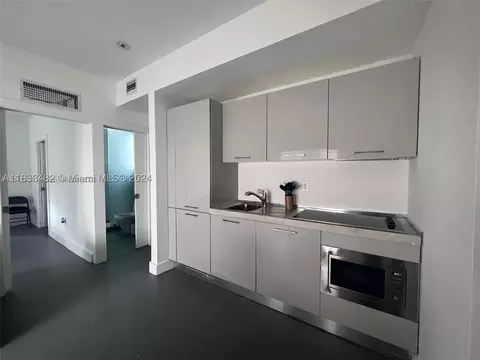 600 15th St #4, Miami Beach, FL 33139