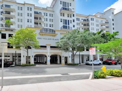 4100 Salzedo St #907, Coral Gables, FL 33146