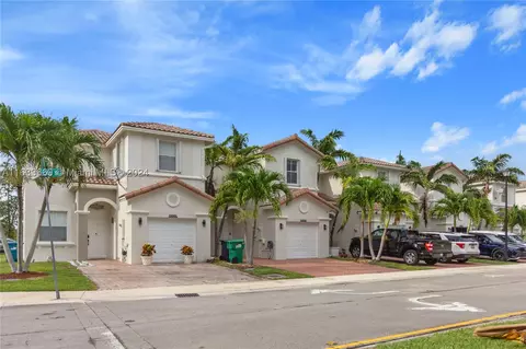 11051 SW 246th St, Homestead, FL 33032