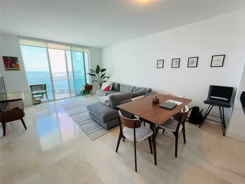 951 Brickell Ave #3302, Miami, FL 33131