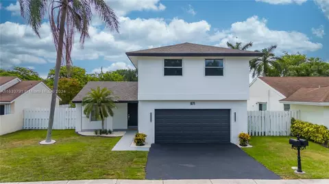 671 Thornridge Ave, Davie, FL 33325