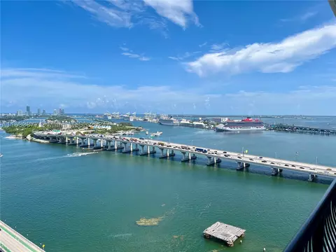 555 NE 15th St #28B, Miami, FL 33132