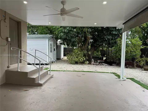 Exterior - 251 E 15th St, Hialeah, FL 33010 photo 5 of 10