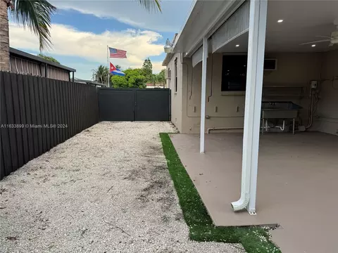 Exterior - 251 E 15th St, Hialeah, FL 33010 photo 3 of 10