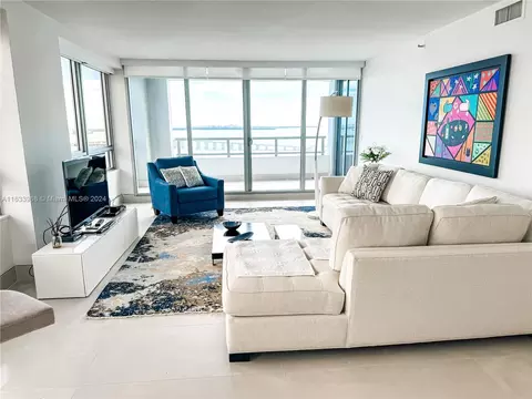 1541 Brickell Ave #C3005, Miami, FL 33129