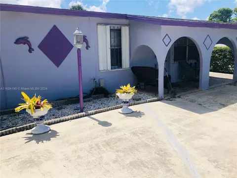 330 NW 6th Ave, Delray Beach, FL 33444