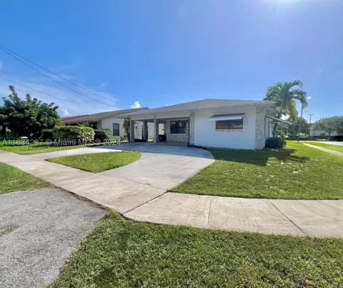 236 NW 12th Ct, Dania Beach, FL 33004