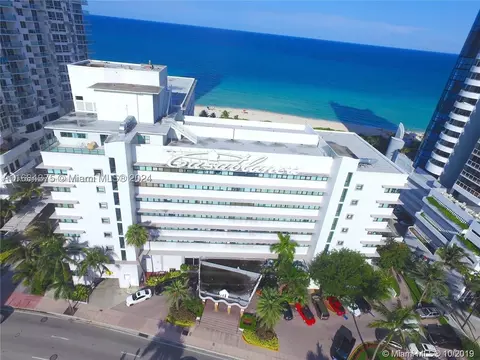 6345 Collins Ave #528, Miami Beach, FL 33141