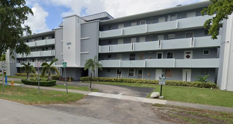 1601 NE 191st St Unit B419  