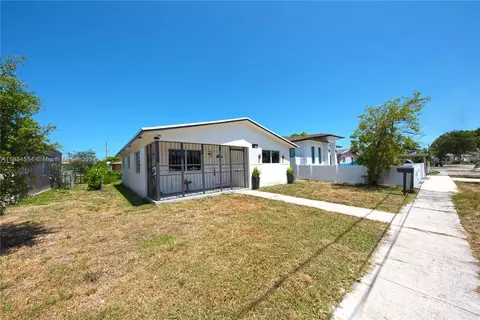 624 NW 5th Ave, Hallandale Beach, FL 33009