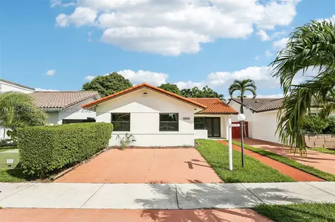 10082 SW 142nd Ct, Miami, FL 33186