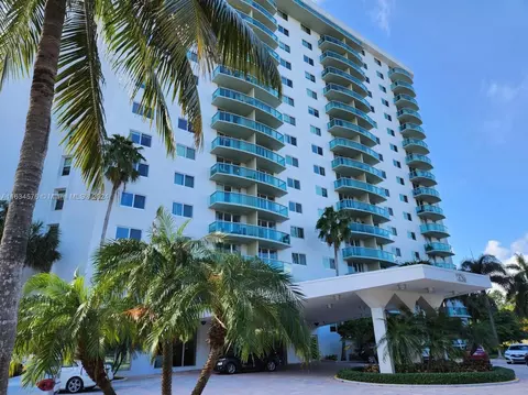 19380 Collins Ave #1523, Sunny Isles Beach, FL 33160