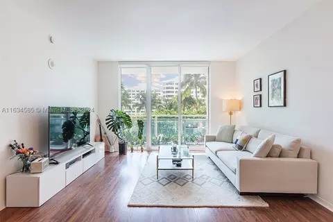951 Brickell Ave #1102, Miami, FL 33131