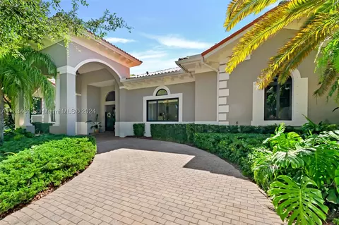18785 SW 78th Ct, Cutler Bay, FL 33157