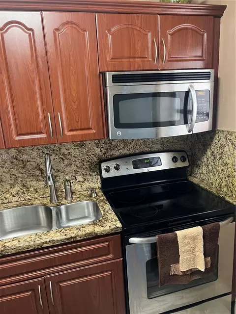 Kitchen - 180 E 62nd St, Hialeah, FL 33013 photo 2 of 5